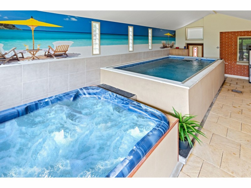 30 James Street, The Range QLD 4700