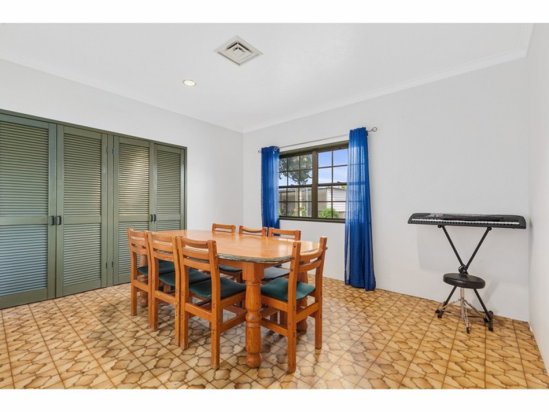 28 Beaney Street, Kawana QLD 4701