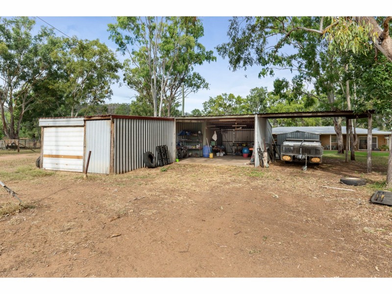 307 Connors Road, Stanwell QLD 4702