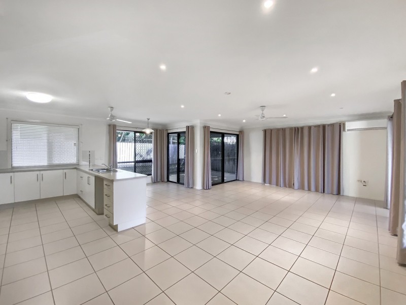 35 Woodville Street, Wandal QLD 4700