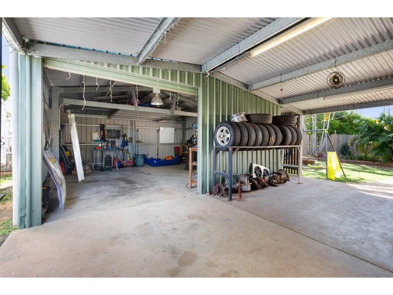 22 Harwood Street, Park Avenue QLD 4701