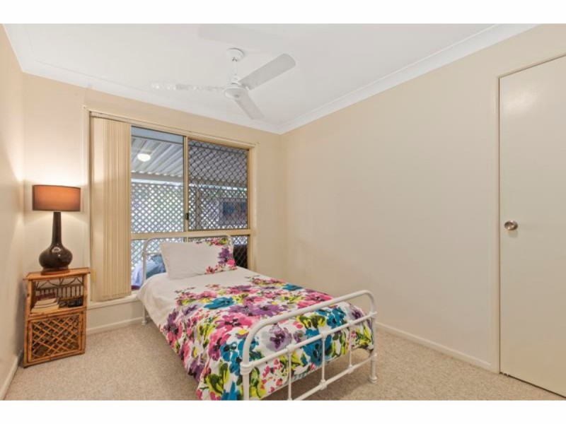 77 Leamington Street, Berserker QLD 4701