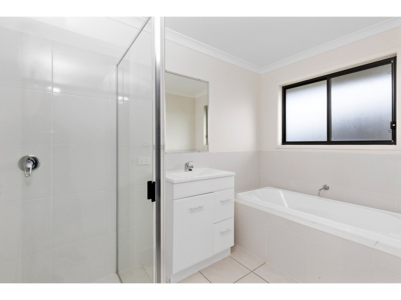 24 Vermont Drive, Parkhurst QLD 4702