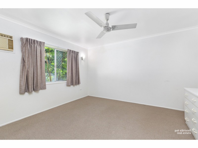 2/595 Ibis Avenue, Kawana QLD 4701