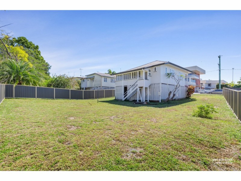 27 Spencer Street, The Range QLD 4700