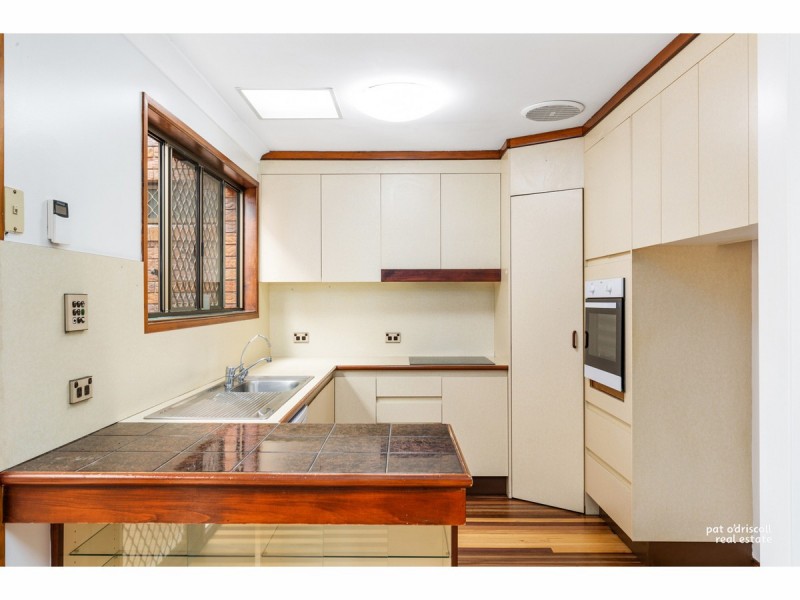 17 King Street, The Range QLD 4700