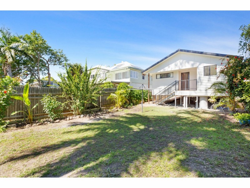 12 Rundle Street, Wandal QLD 4700