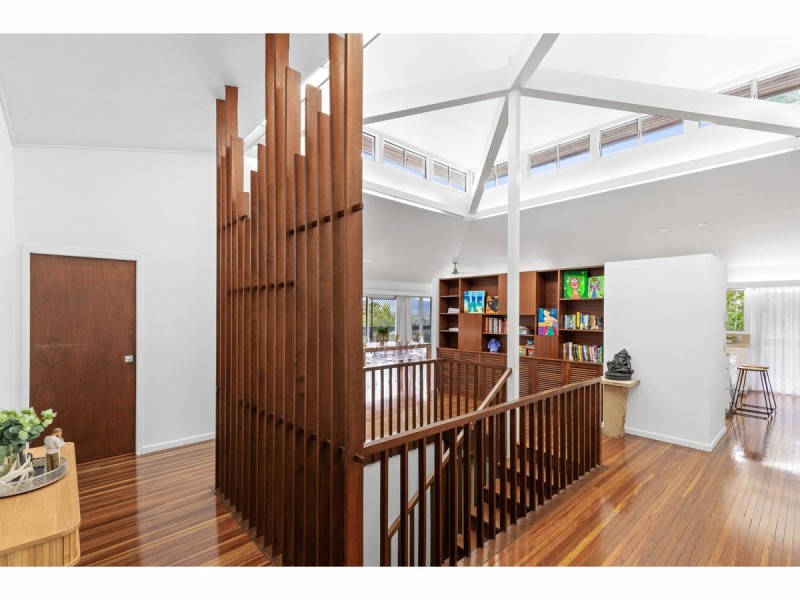 31 Queen Street, The Range QLD 4700