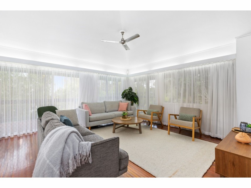 31 Queen Street, The Range QLD 4700