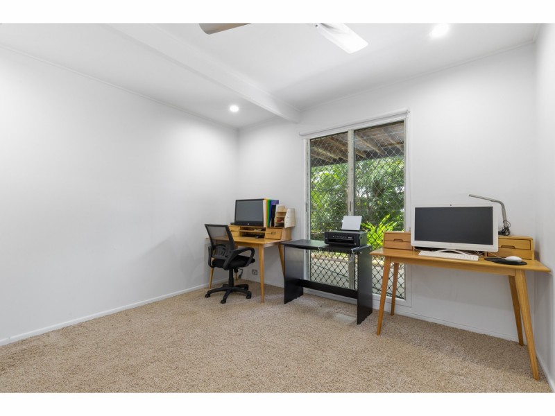 31 Queen Street, The Range QLD 4700