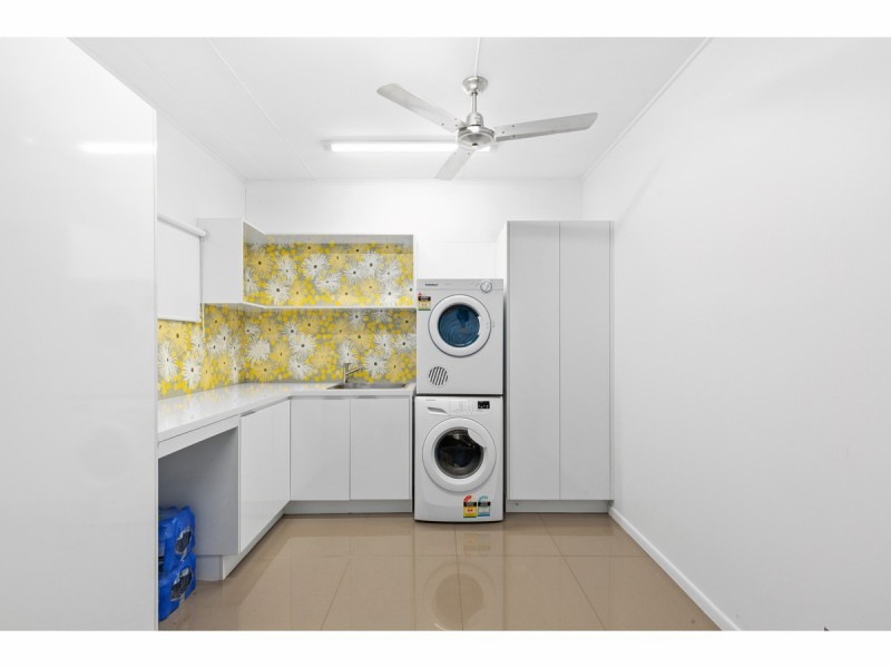 31 Queen Street, The Range QLD 4700