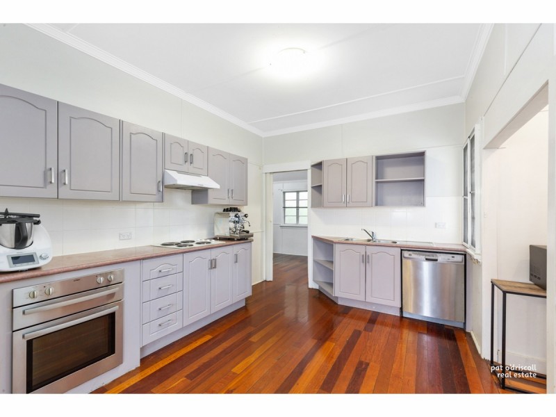 4 Marris Street, The Range QLD 4700