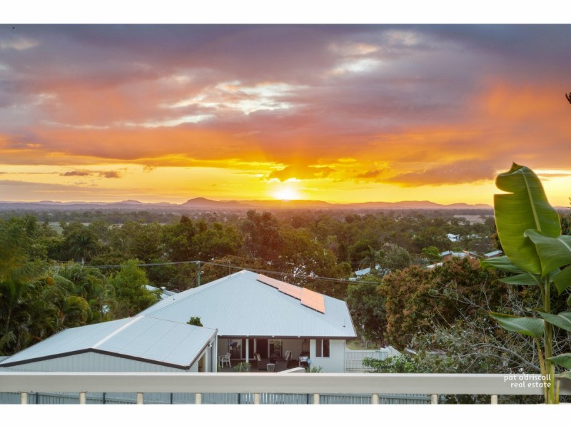 32 Wentworth Terrace, The Range QLD 4700