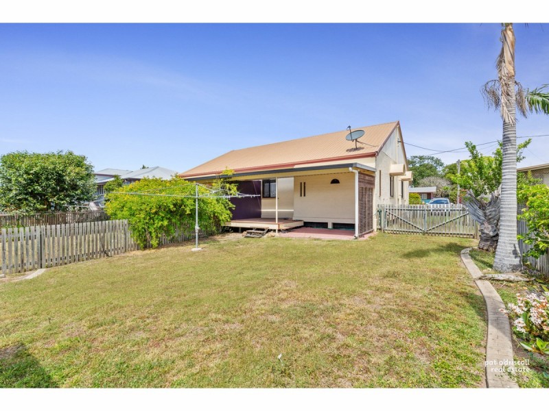 1/2/56 Nicholson Street, Allenstown QLD 4700
