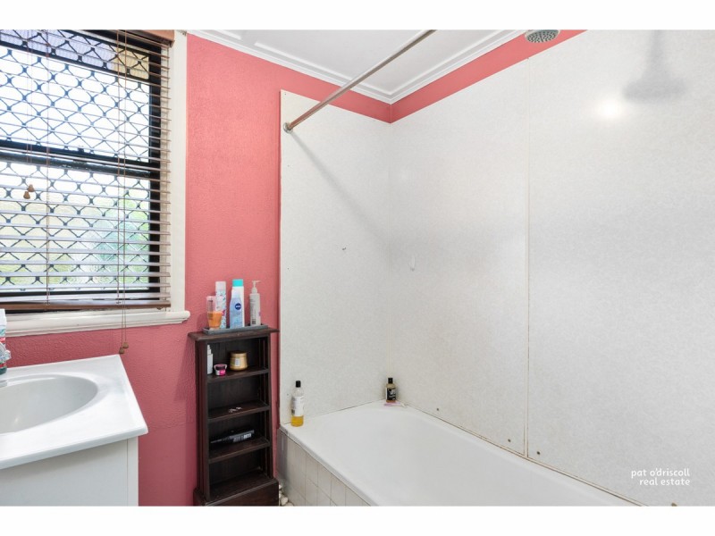 1/2/56 Nicholson Street, Allenstown QLD 4700