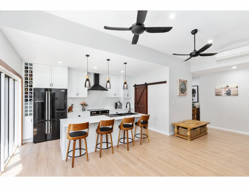 26 Bowen Terrace, The Range QLD 4700