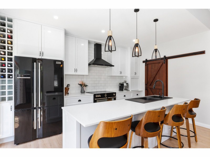 26 Bowen Terrace, The Range QLD 4700