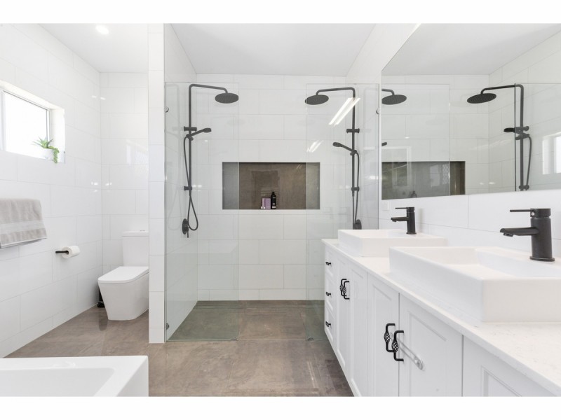 26 Bowen Terrace, The Range QLD 4700