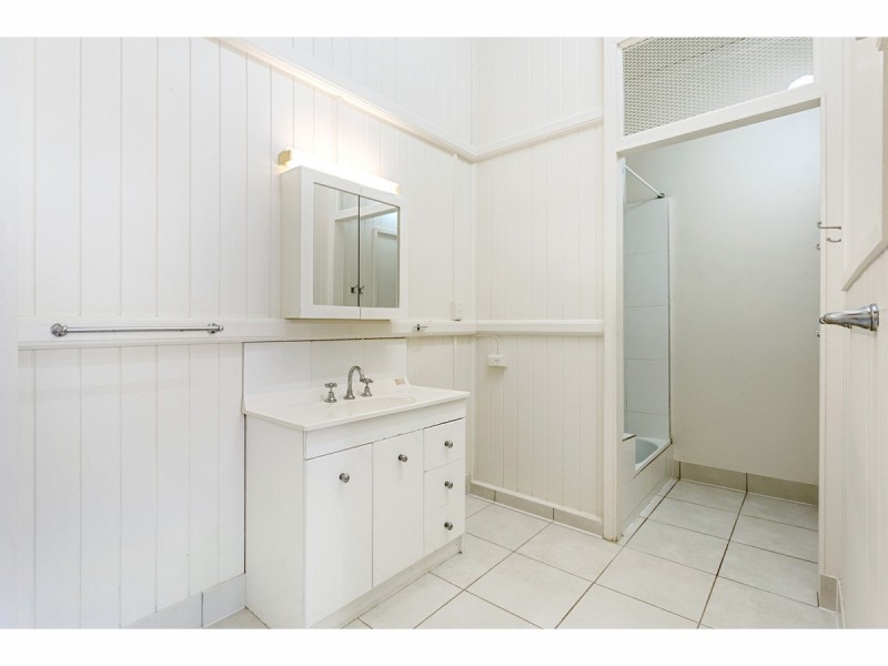 101 Rundle Street, Wandal QLD 4700