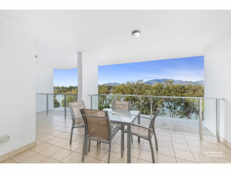 304 A & B/102-108 Victoria Parade, Rockhampton City QLD 4700