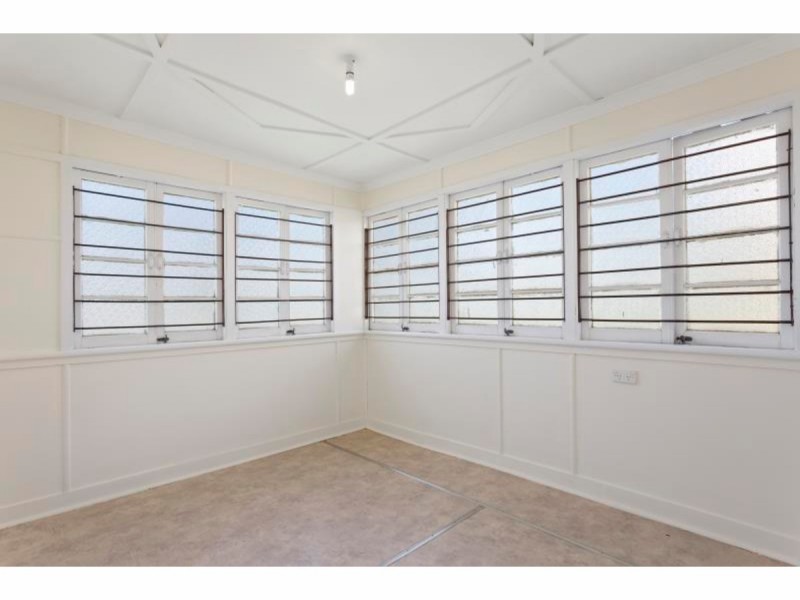 302 Bolsover Street, Rockhampton City QLD 4700