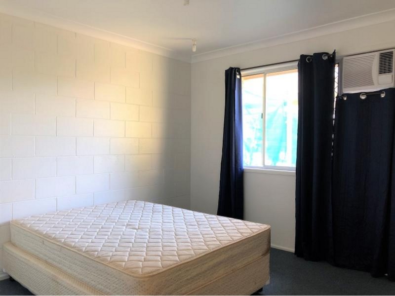 2/94 Stenlake Avenue, Kawana QLD 4701