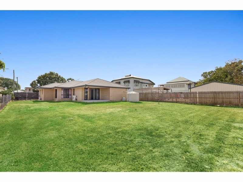 36 Charles Street, Berserker QLD 4701