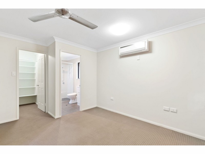 36 Charles Street, Berserker QLD 4701