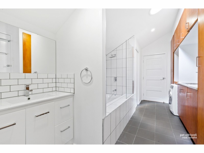 101 Sharples Street, Berserker QLD 4701