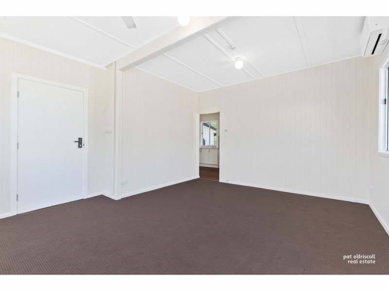 61 Deacon Street, Berserker QLD 4701
