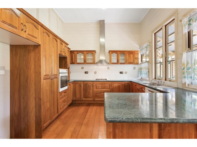 22 Brae Street, The Range QLD 4700