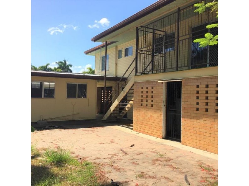84 Menzies Street, Park Avenue QLD 4701