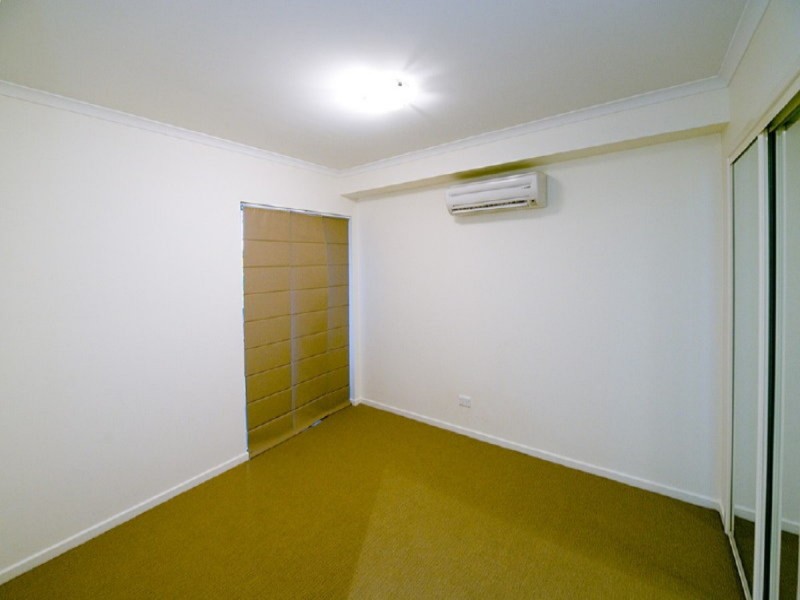 302/6 Victoria Parade, Rockhampton City QLD 4700