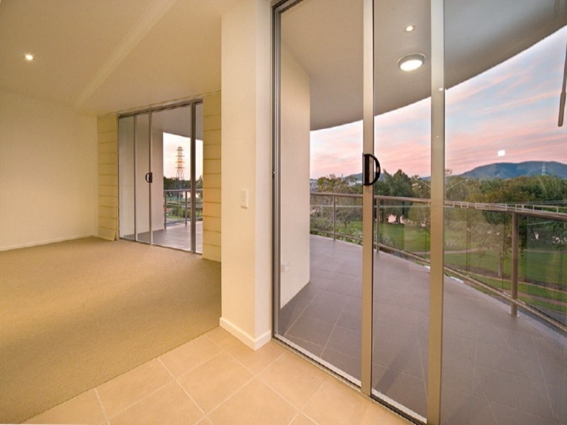 302/6 Victoria Parade, Rockhampton City QLD 4700