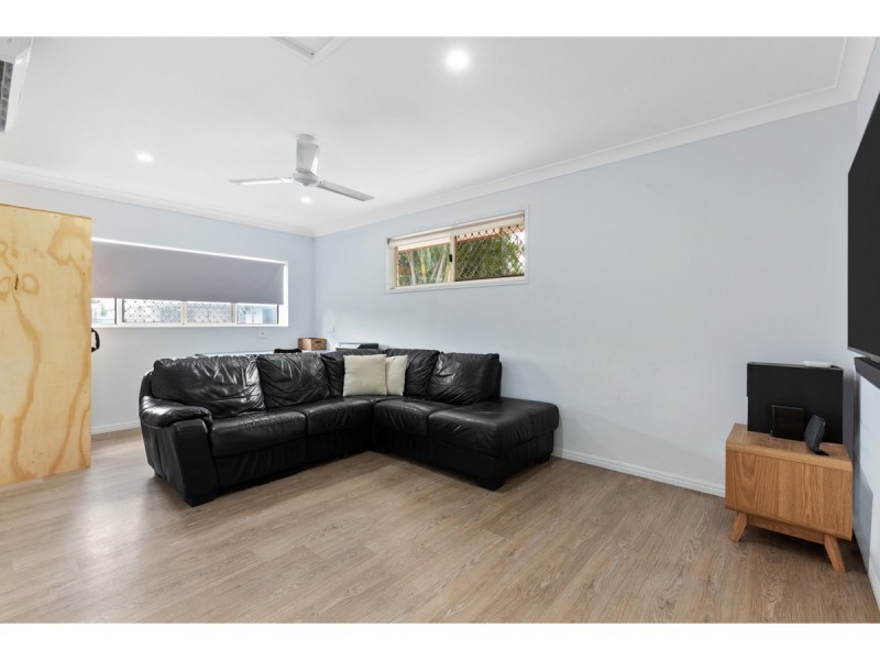 7 Kawana Close, Kawana QLD 4701