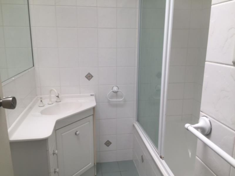 2/295 Bloxsom Street, Frenchville QLD 4701