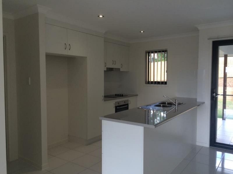 16 Georgia Drive, Parkhurst QLD 4702