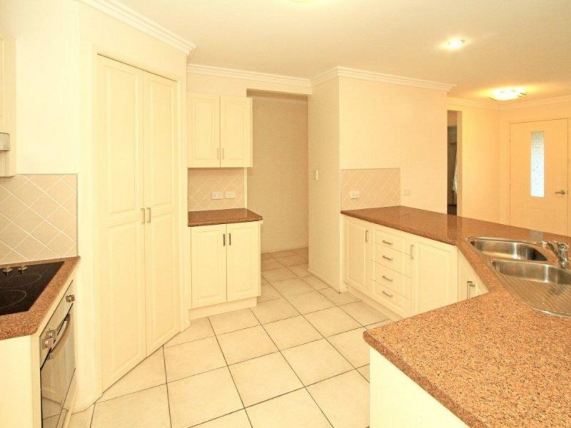 327a Denham Street Extension, West Rockhampton QLD 4700