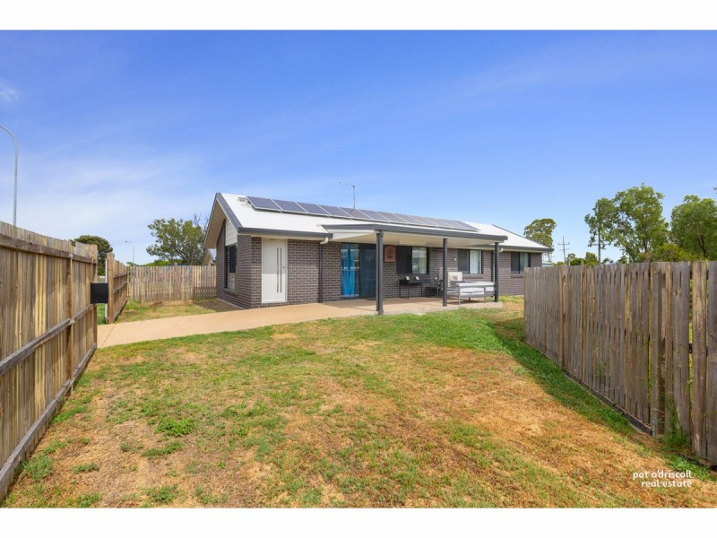 2 Jomarant Place, Kawana QLD 4701