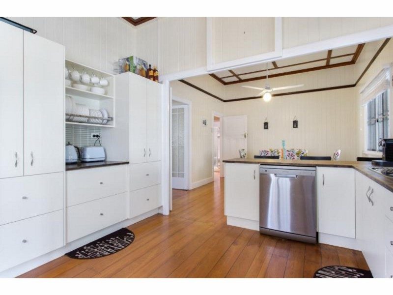 24 Flynn Street, Wandal QLD 4700