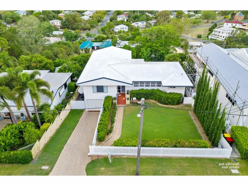 7 Bellevue Terrace, The Range QLD 4700