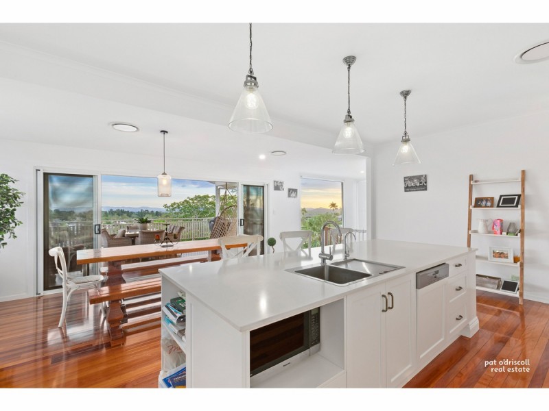 7 Bellevue Terrace, The Range QLD 4700