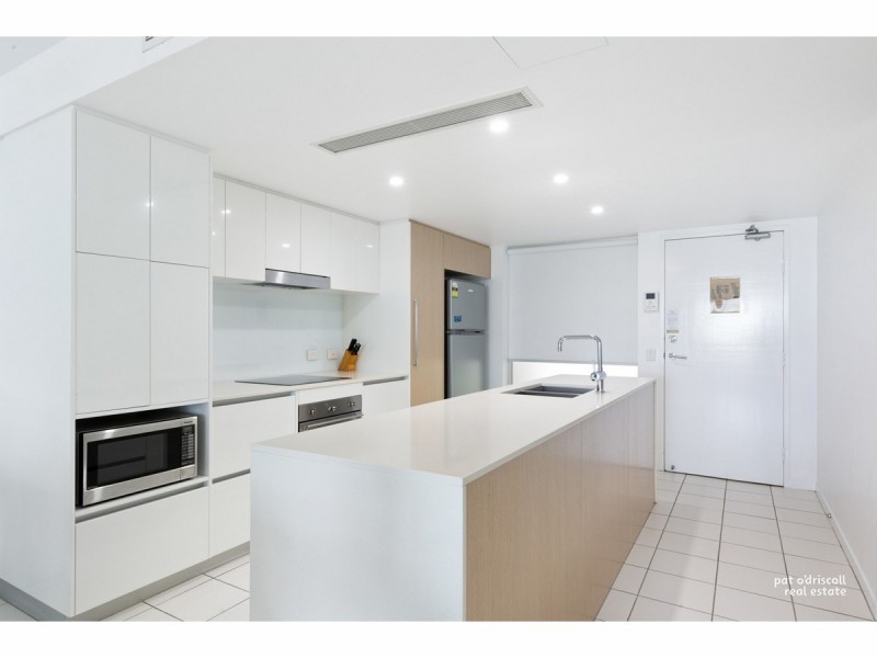 102/18-22 Anzac Parade, Yeppoon QLD 4703