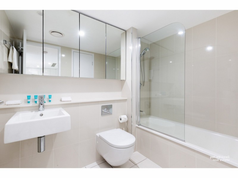 102/18-22 Anzac Parade, Yeppoon QLD 4703