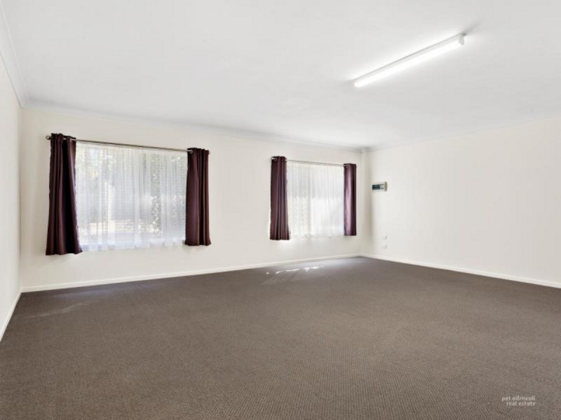 7 Stenlake Avenue, Kawana QLD 4701