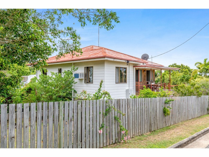 6 Dobbs Street, The Range QLD 4700
