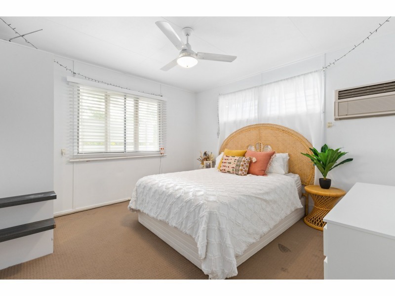 42 Stickley Street, West Rockhampton QLD 4700