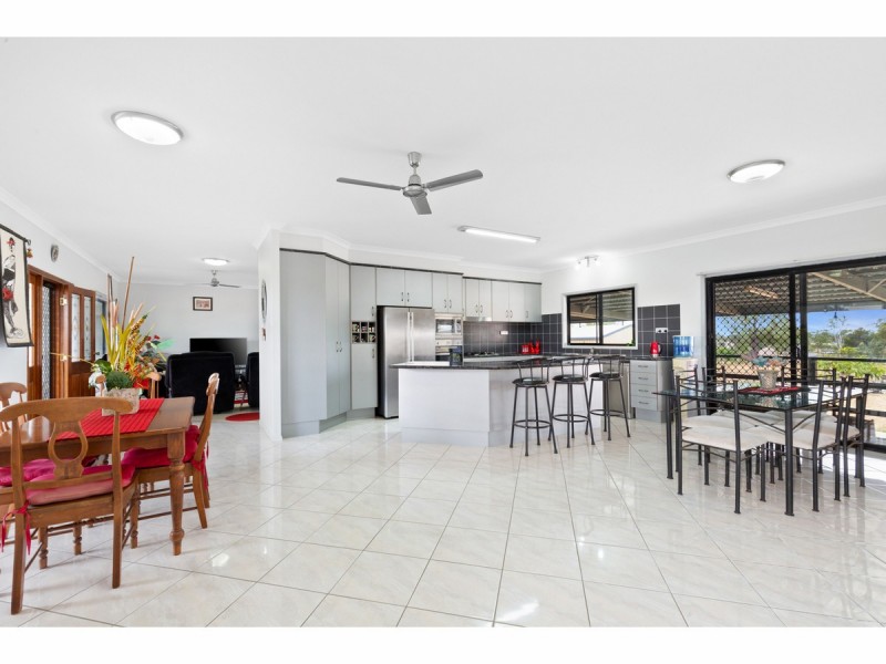 33 Clifton Street, Gracemere QLD 4702
