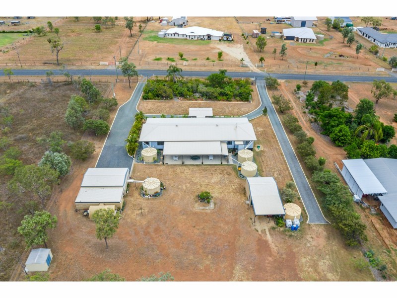 33 Clifton Street, Gracemere QLD 4702