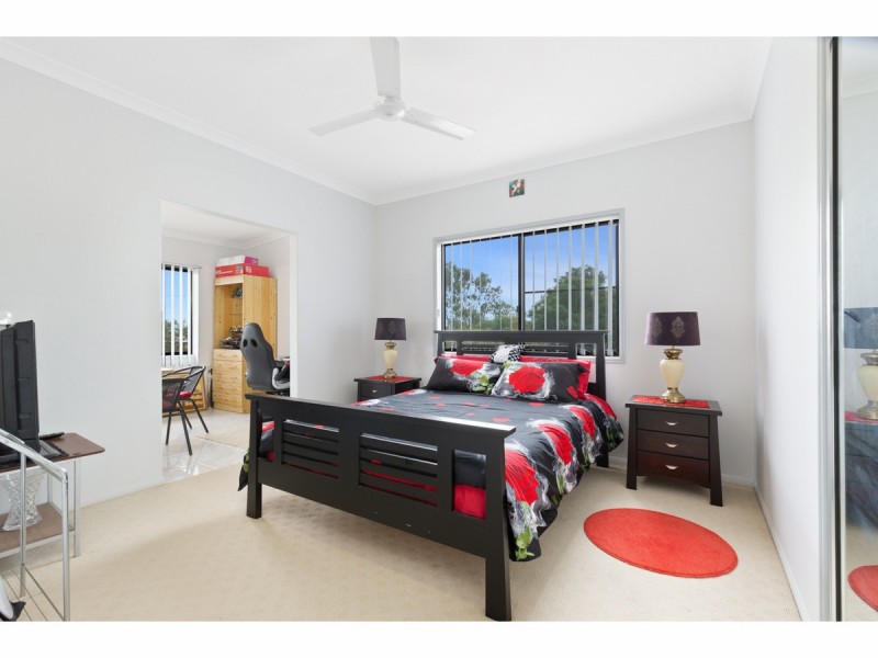 33 Clifton Street, Gracemere QLD 4702